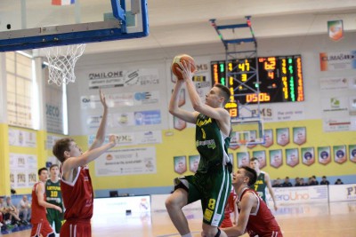 Lietuviai nugalėjo „Brose Baskets“ krepšininkus ir tarptautiniame turnyre kausis dėl 5-os vietos