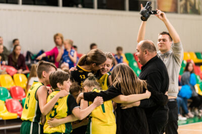 Pirmą kartą surengtame Lietuvos mokyklų 3×3 čempionate triumfavo Dariaus Pakamanio sūnaus komanda