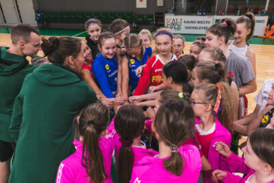 Skelbiama registracija į mergaičių krepšinio projekto „Ateik, išmok, pranok“ stovyklą Šiauliuose
