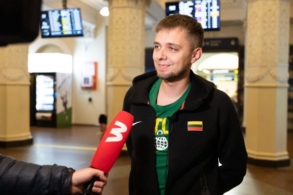 D. Petraitis Lietuvos U16 rinktinės sutiktuvėse. Nuotr. LTU Basketball